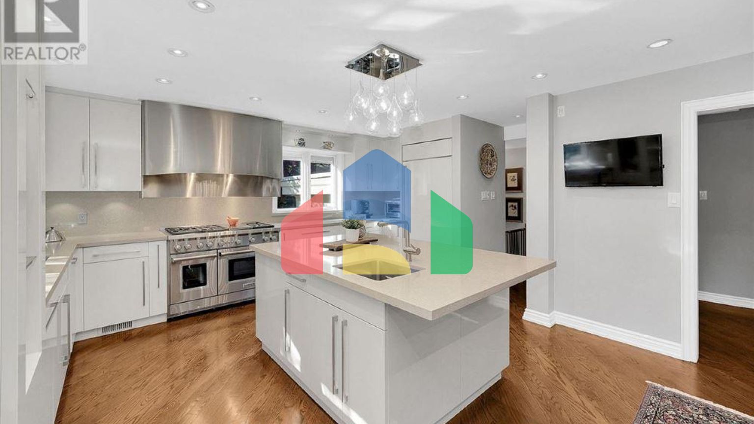 Residential - Single Family Home - Toronto, Canada - Canada