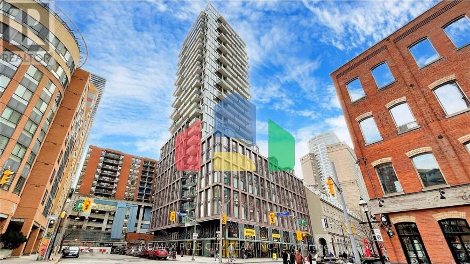 Residential - Single Family Home - Toronto, Canada - Canada