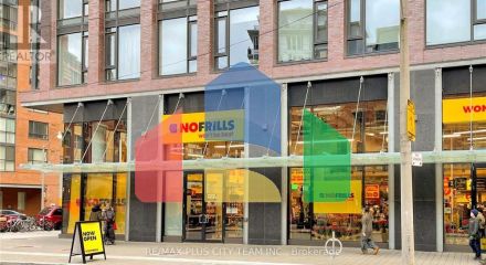 Residential - Single Family Home - Toronto, Canada - Canada