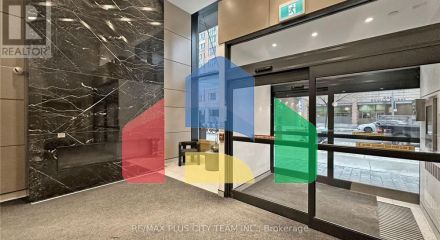 Residential - Single Family Home - Toronto, Canada - Canada