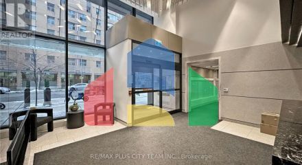 Residential - Single Family Home - Toronto, Canada - Canada