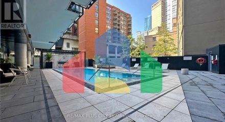 Residential - Single Family Home - Toronto, Canada - Canada