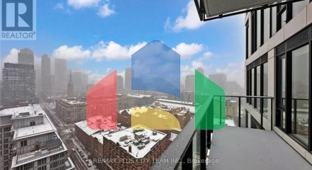 Residential - Single Family Home - Toronto, Canada - Canada