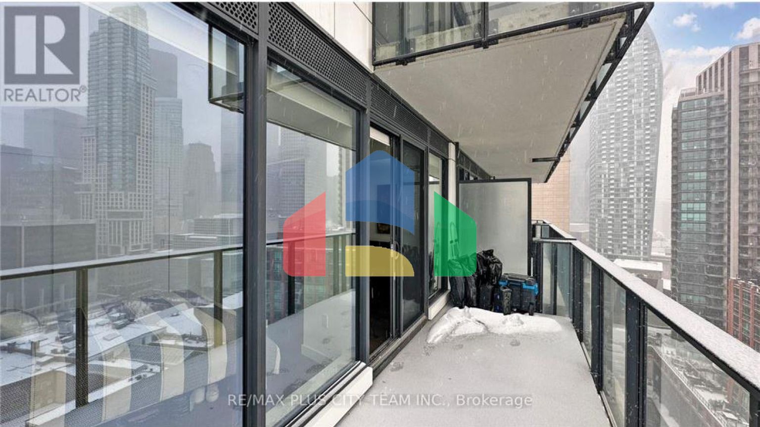 Residential - Single Family Home - Toronto, Canada - Canada