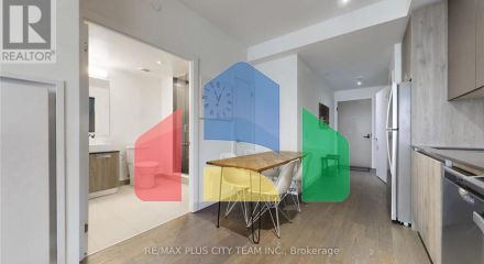 Residential - Single Family Home - Toronto, Canada - Canada