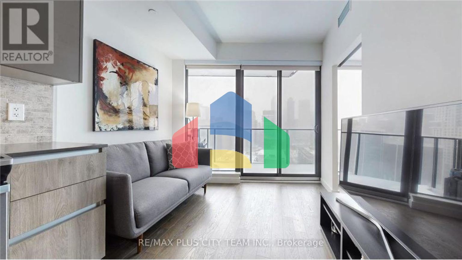 Residential - Single Family Home - Toronto, Canada - Canada