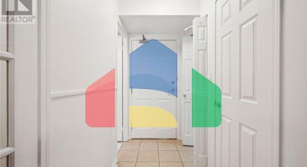 Residential - Single Family Home - Toronto, Canada - Canada