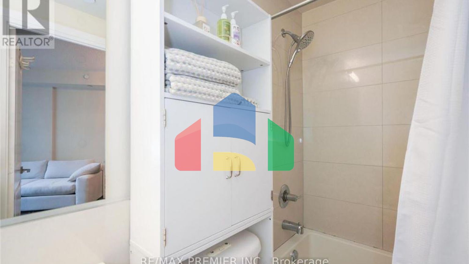 Residential - Condo/Apartment - Toronto, Canada - Canada