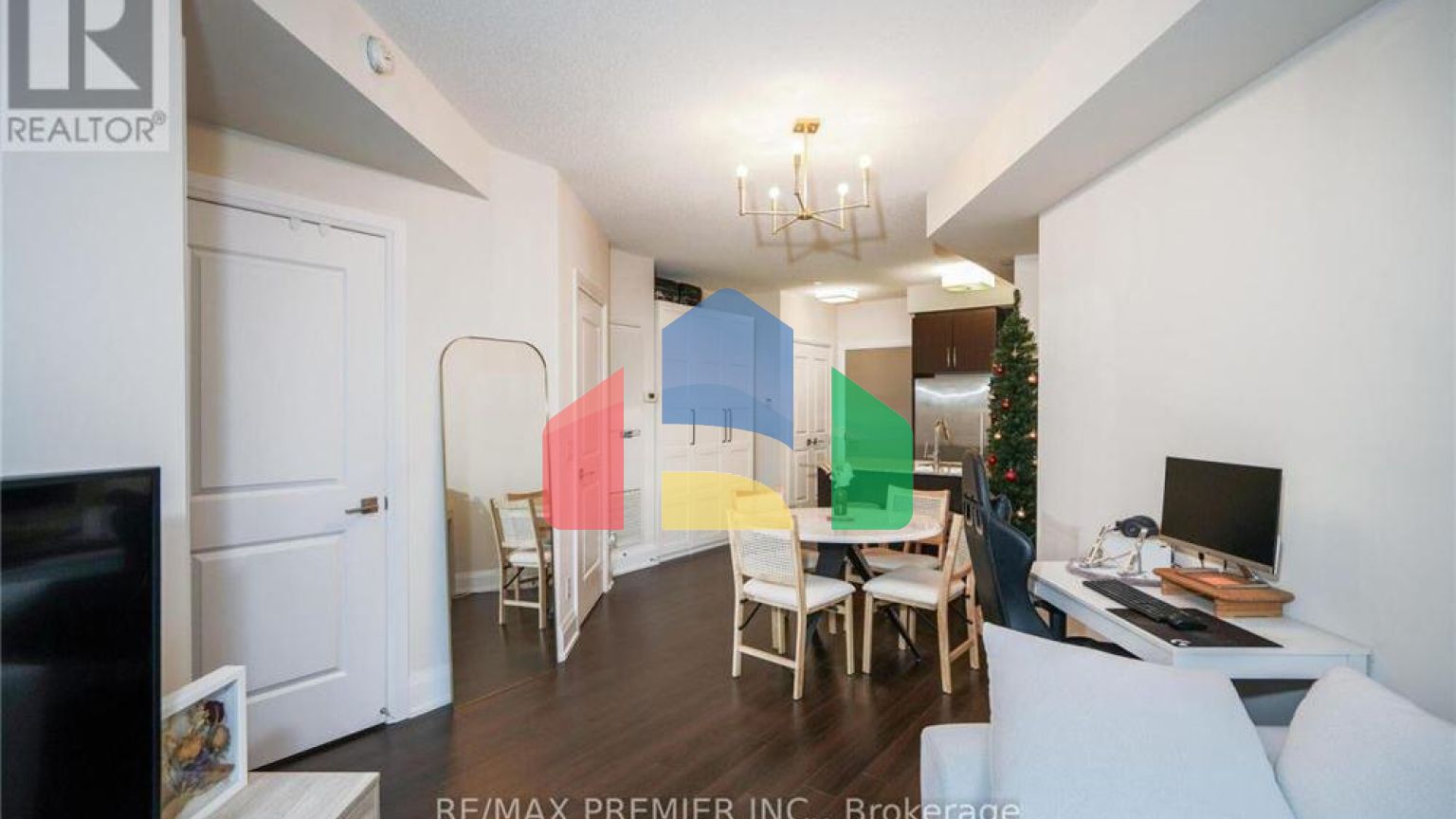 Residential - Condo/Apartment - Toronto, Canada - Canada