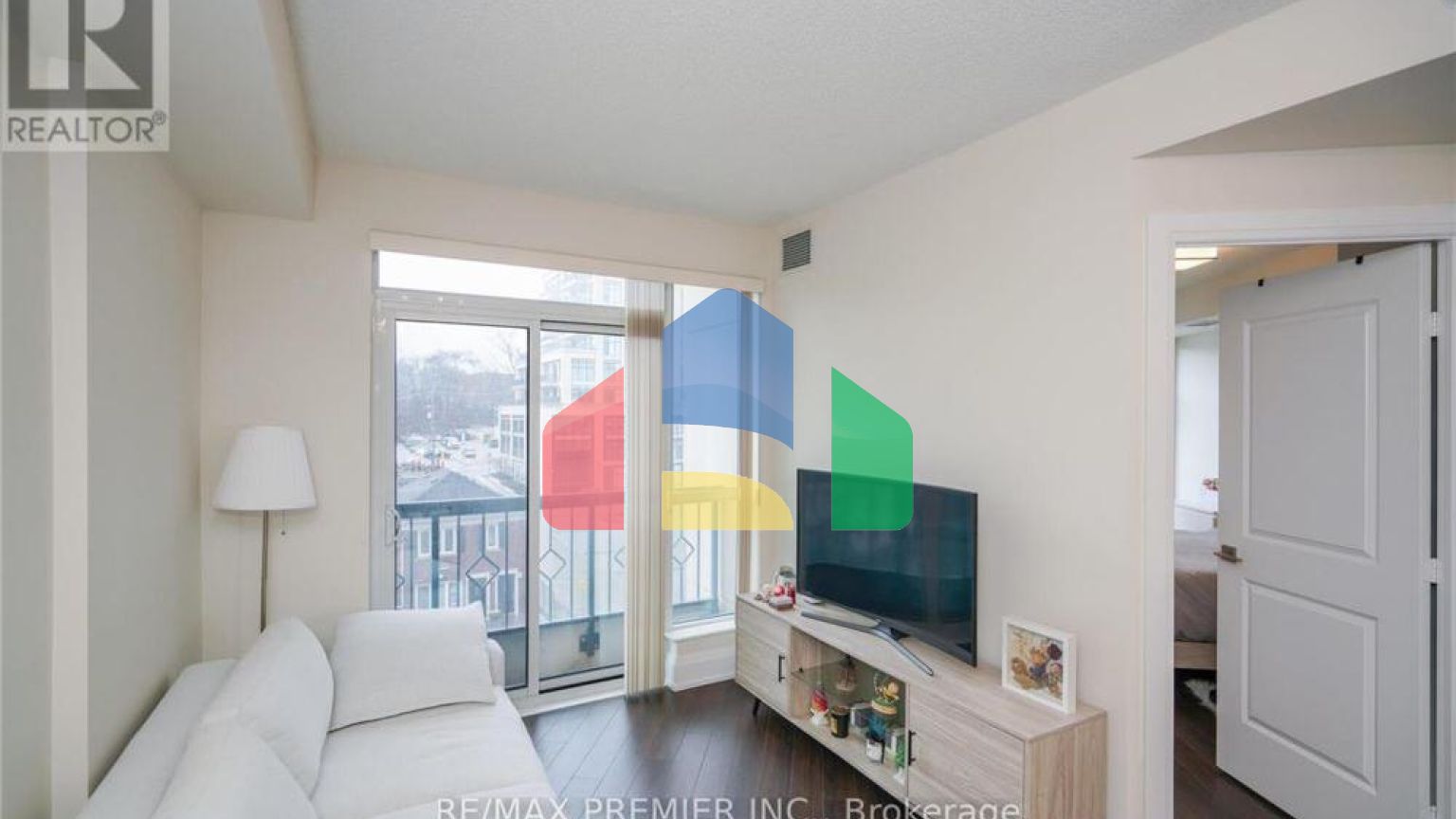 Residential - Condo/Apartment - Toronto, Canada - Canada