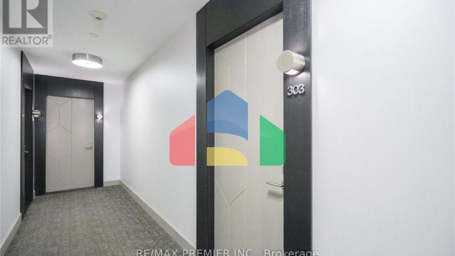 Residential - Condo/Apartment - Toronto, Canada - Canada