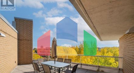 Residential - Single Family Home - Toronto, Canada - Canada