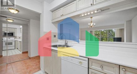 Residential - Single Family Home - Toronto, Canada - Canada