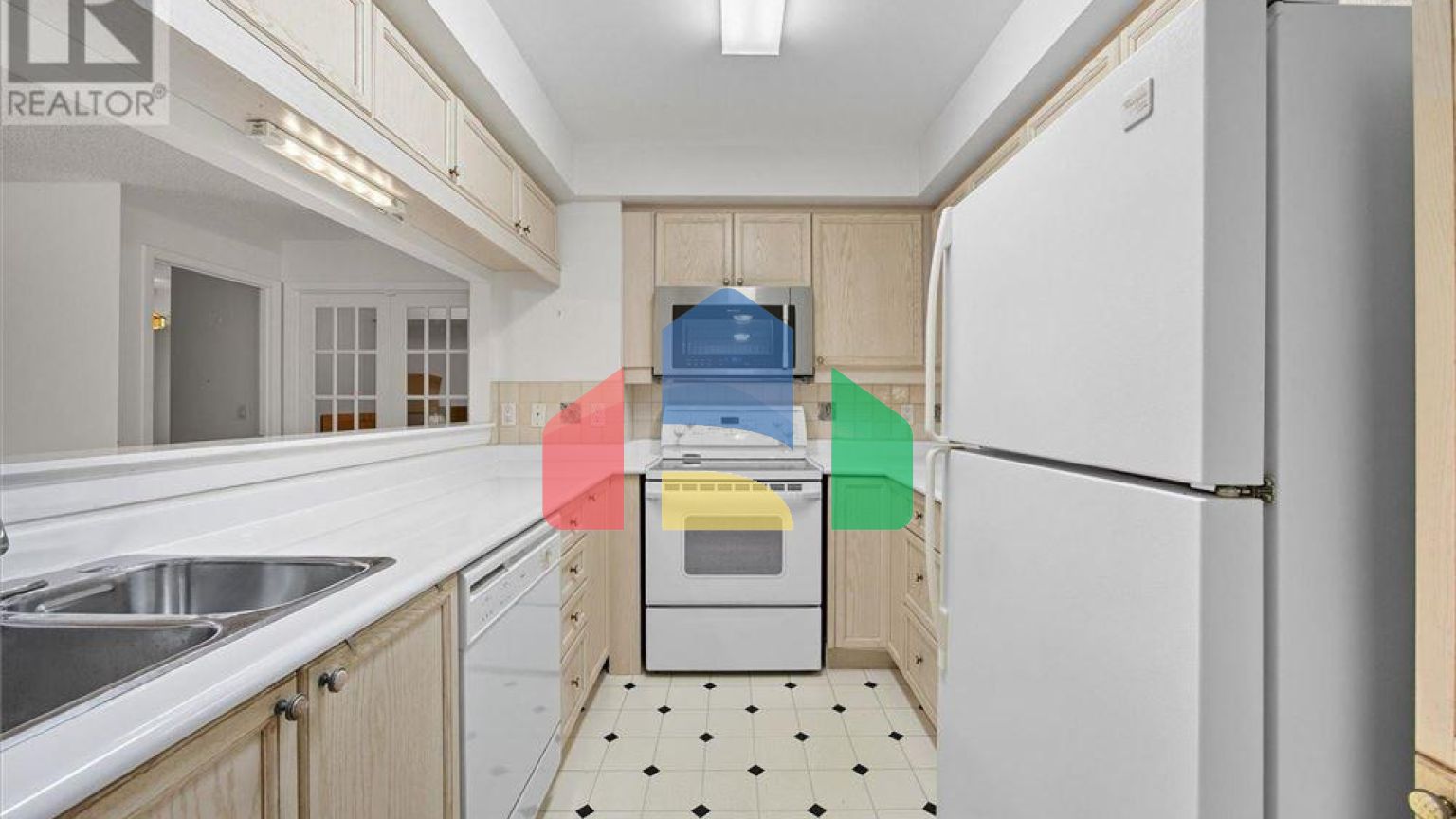 Residential - Single Family Home - Toronto, Canada - Canada