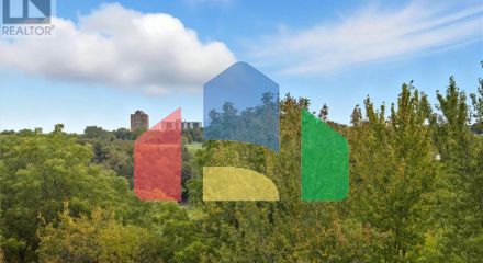 Residential - Single Family Home - Toronto, Canada - Canada