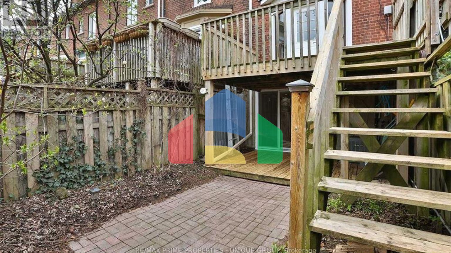 Residential - Single Family Home - Toronto, Canada - Canada