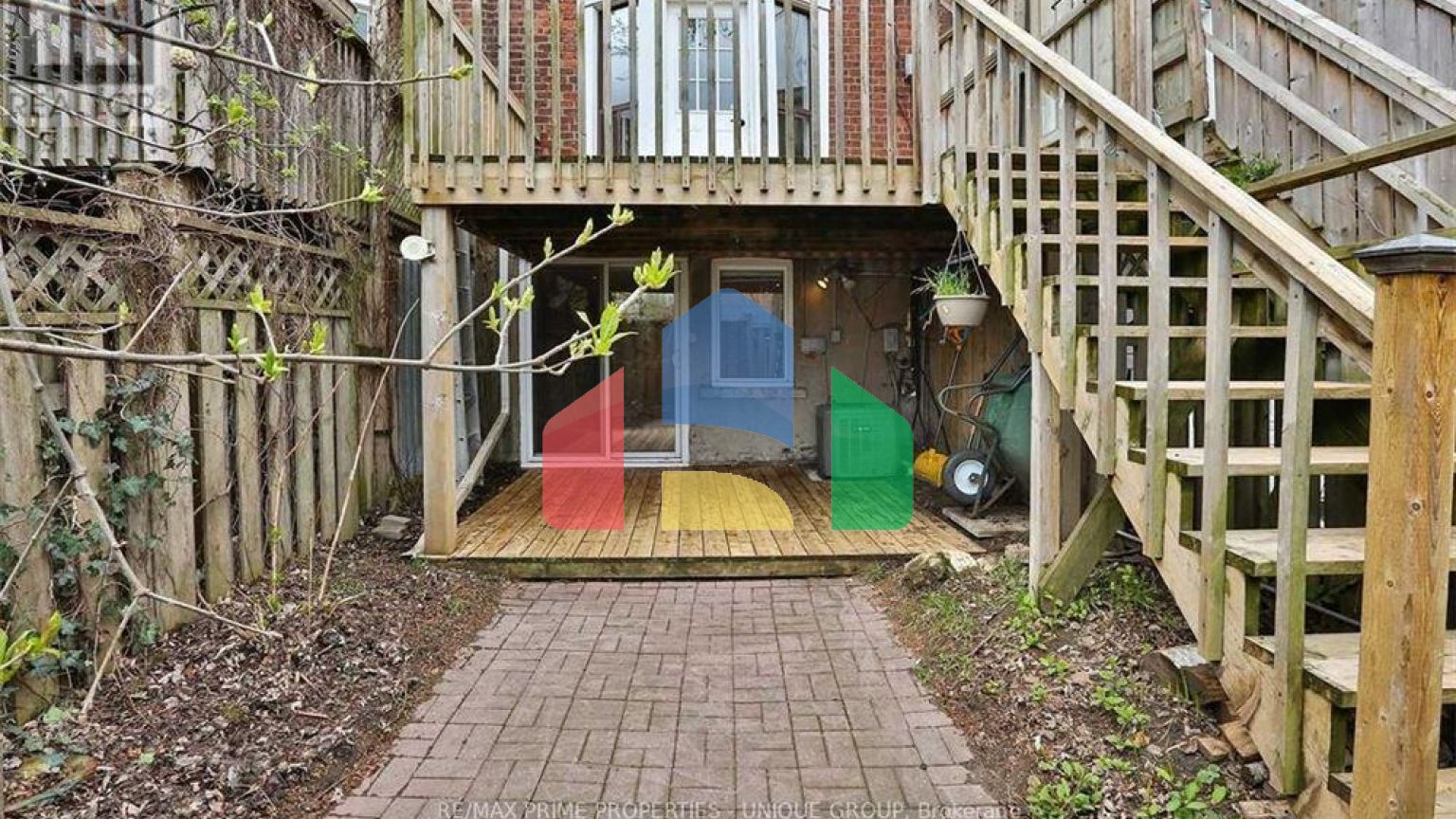 Residential - Single Family Home - Toronto, Canada - Canada