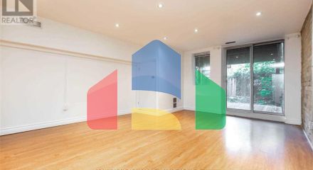 Residential - Single Family Home - Toronto, Canada - Canada