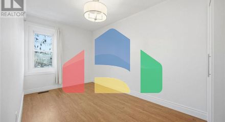 Residential - Single Family Home - Toronto, Canada - Canada