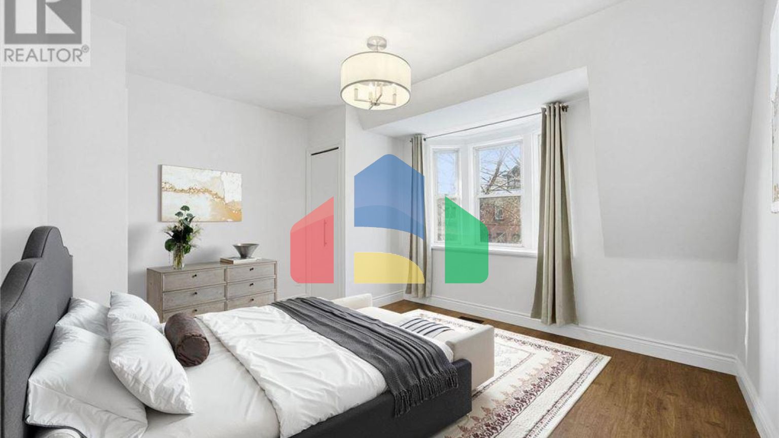 Residential - Single Family Home - Toronto, Canada - Canada