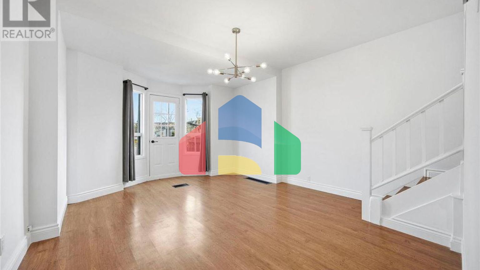 Residential - Single Family Home - Toronto, Canada - Canada