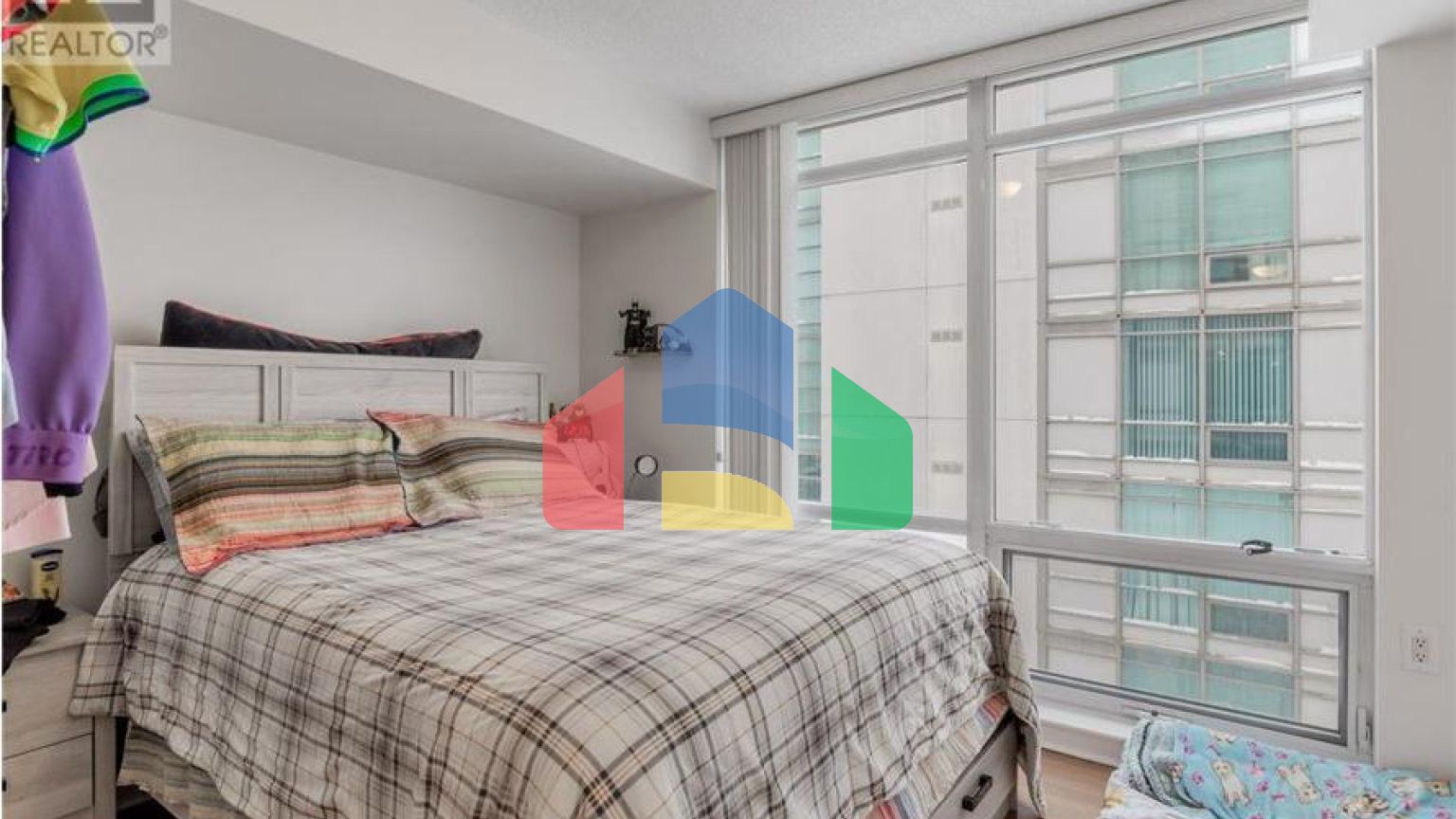 Residential - Condo/Apartment - Toronto, Canada - Canada