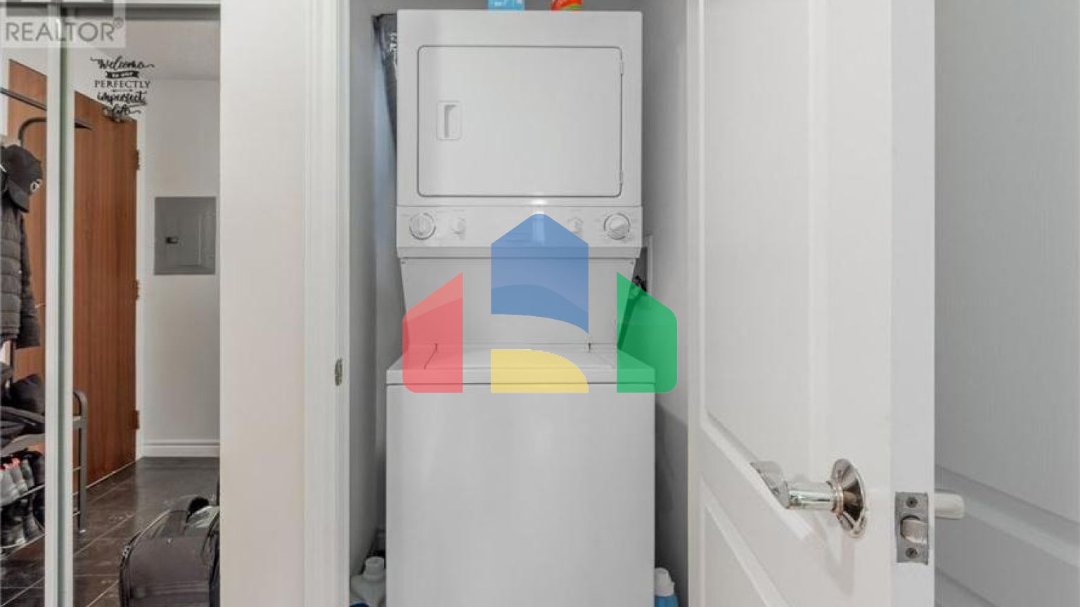 Residential - Condo/Apartment - Toronto, Canada - Canada