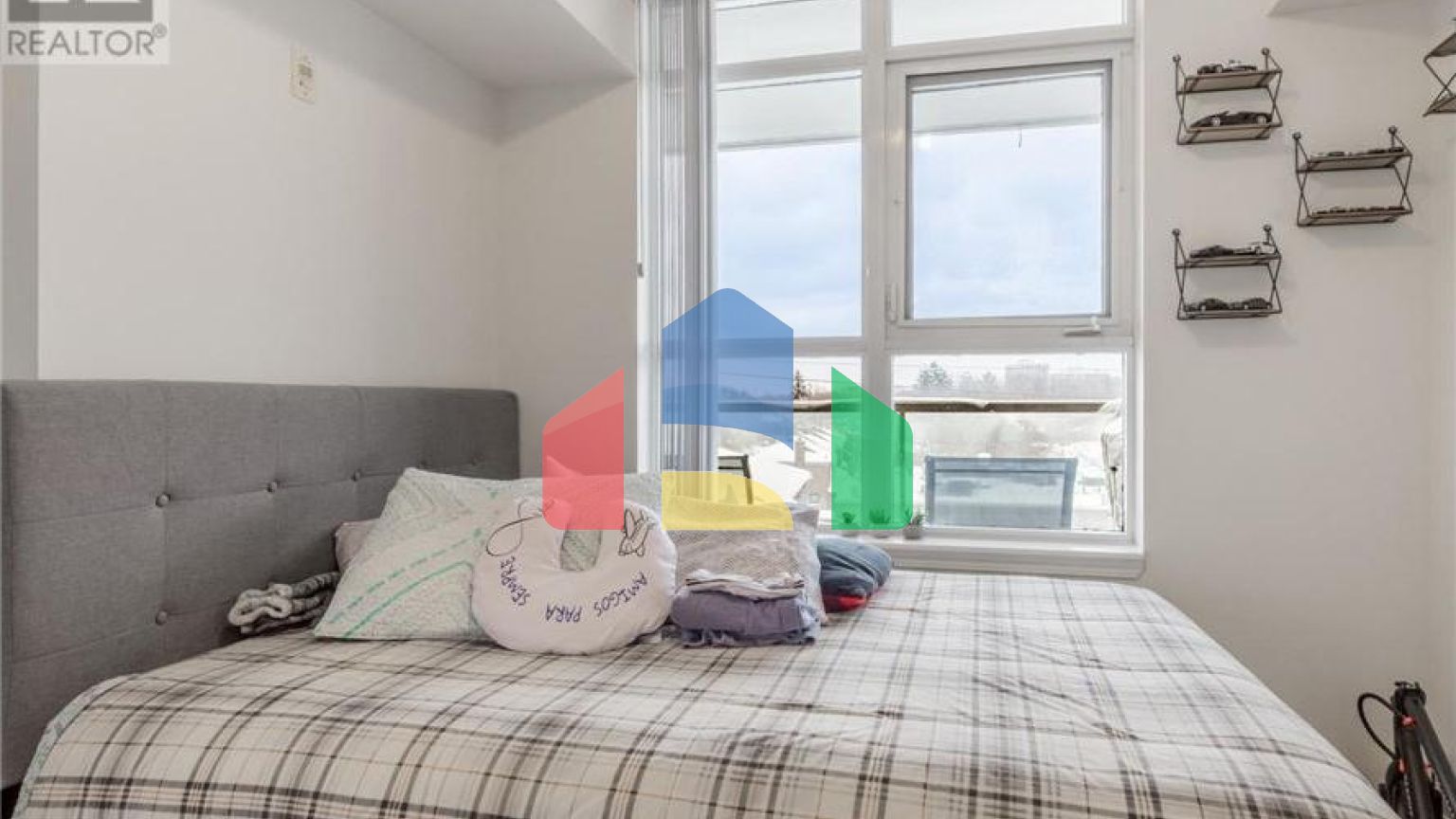 Residential - Condo/Apartment - Toronto, Canada - Canada