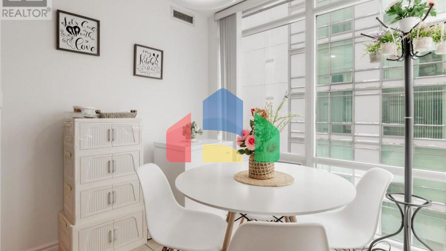 Residential - Condo/Apartment - Toronto, Canada - Canada