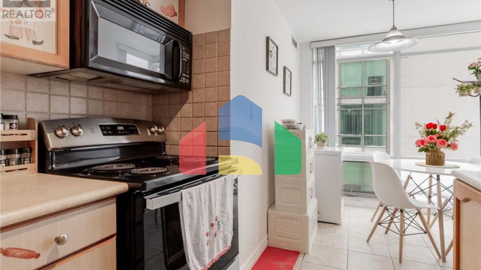 Residential - Condo/Apartment - Toronto, Canada - Canada