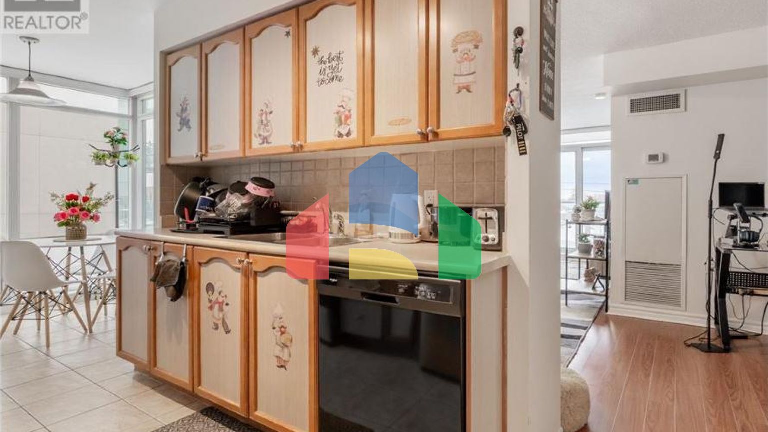 Residential - Condo/Apartment - Toronto, Canada - Canada