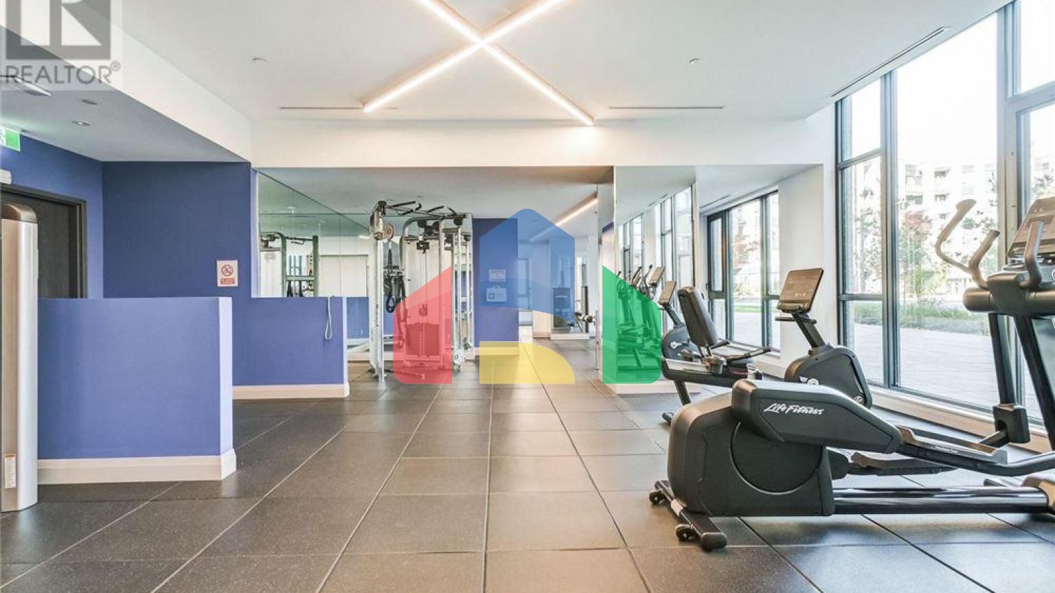 Residential - Condo/Apartment - Toronto, Canada - Canada