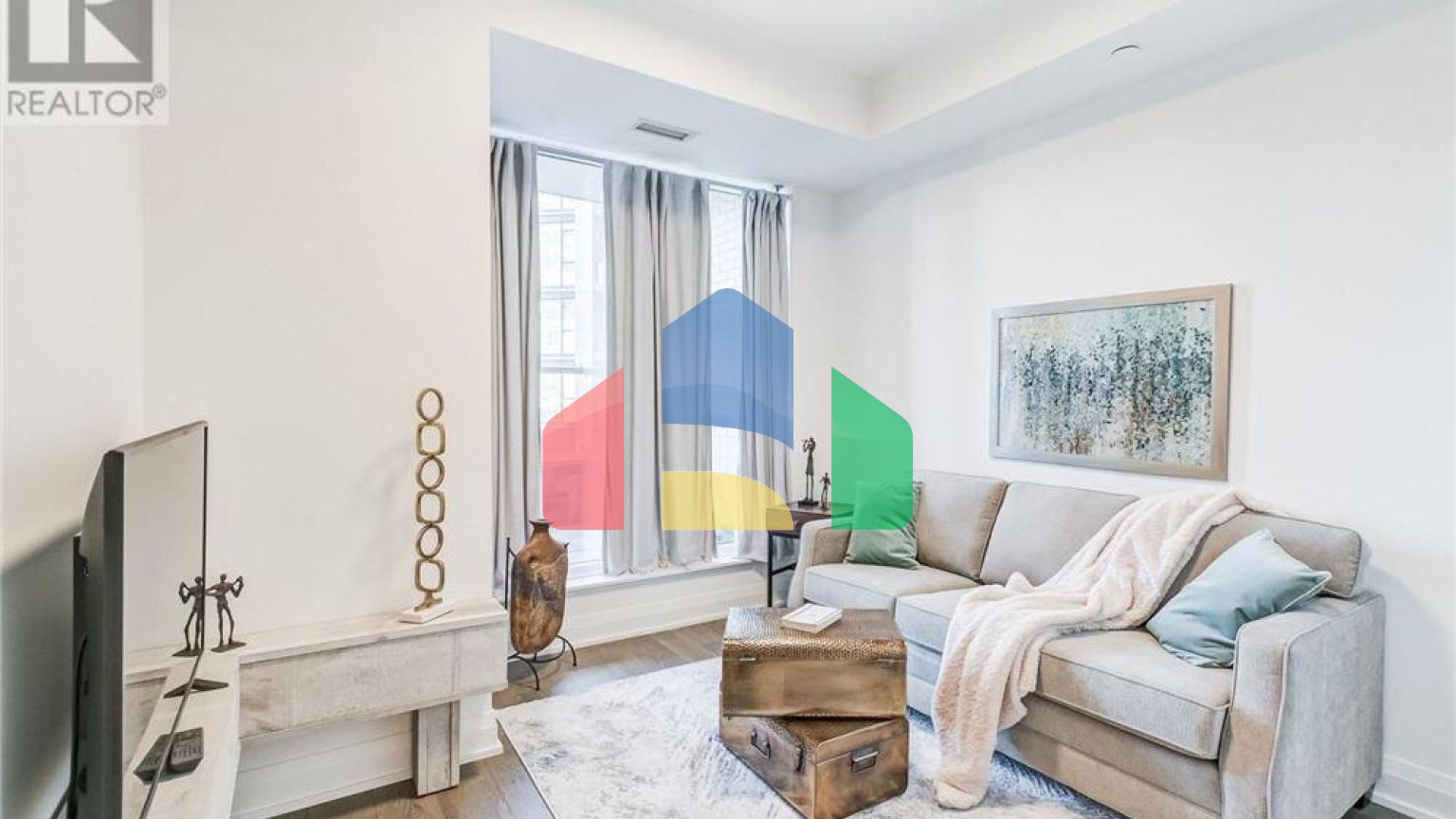 Residential - Condo/Apartment - Toronto, Canada - Canada