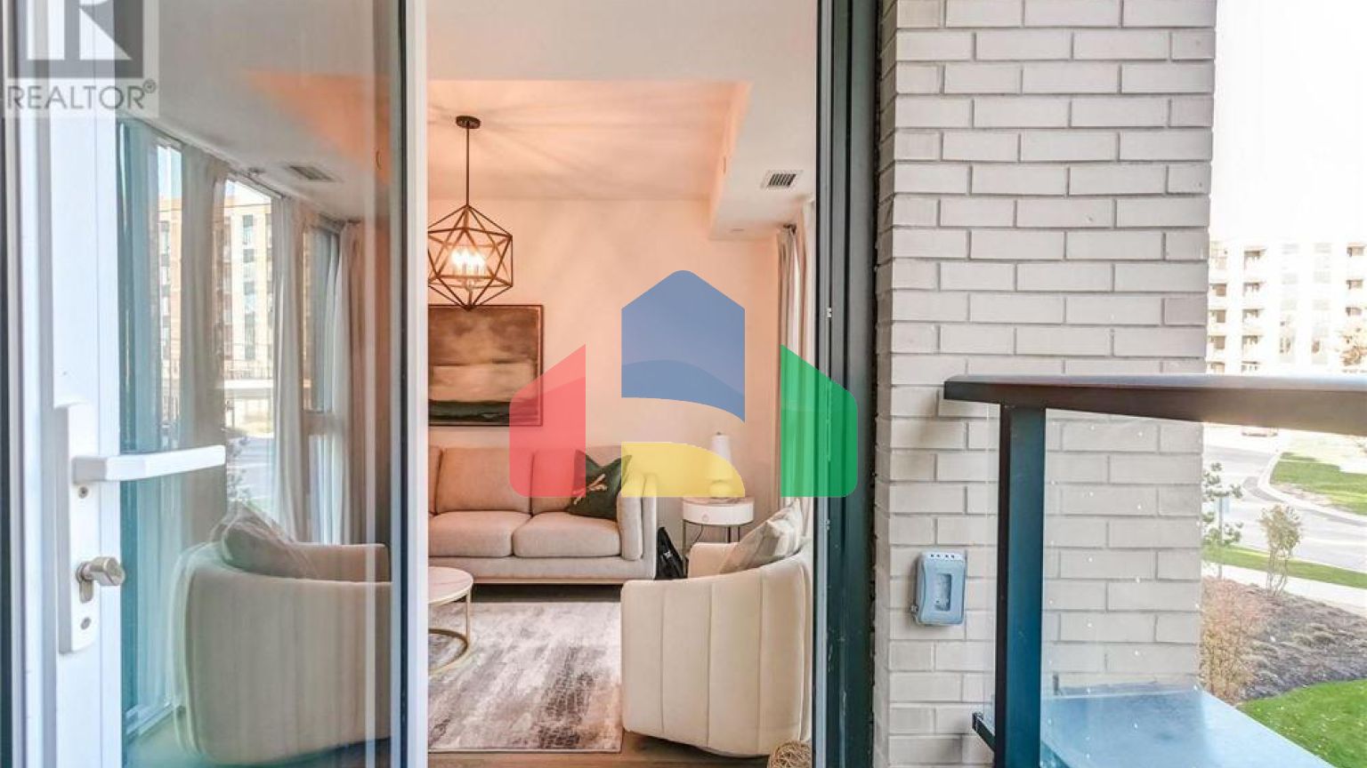 Residential - Condo/Apartment - Toronto, Canada - Canada