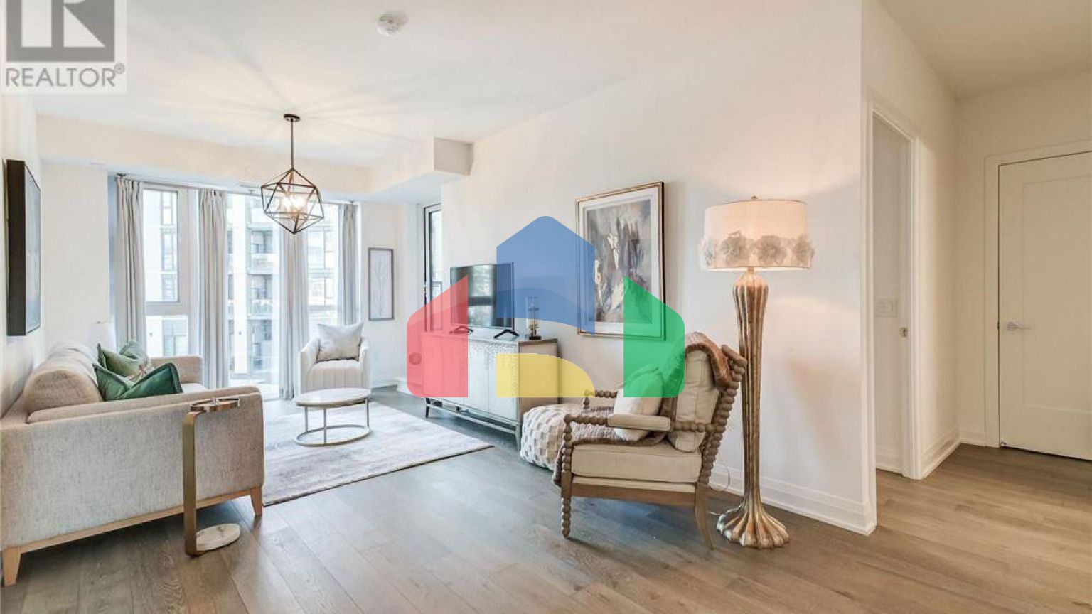 Residential - Condo/Apartment - Toronto, Canada - Canada