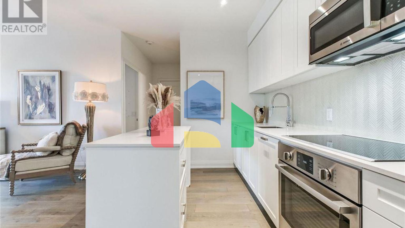 Residential - Condo/Apartment - Toronto, Canada - Canada