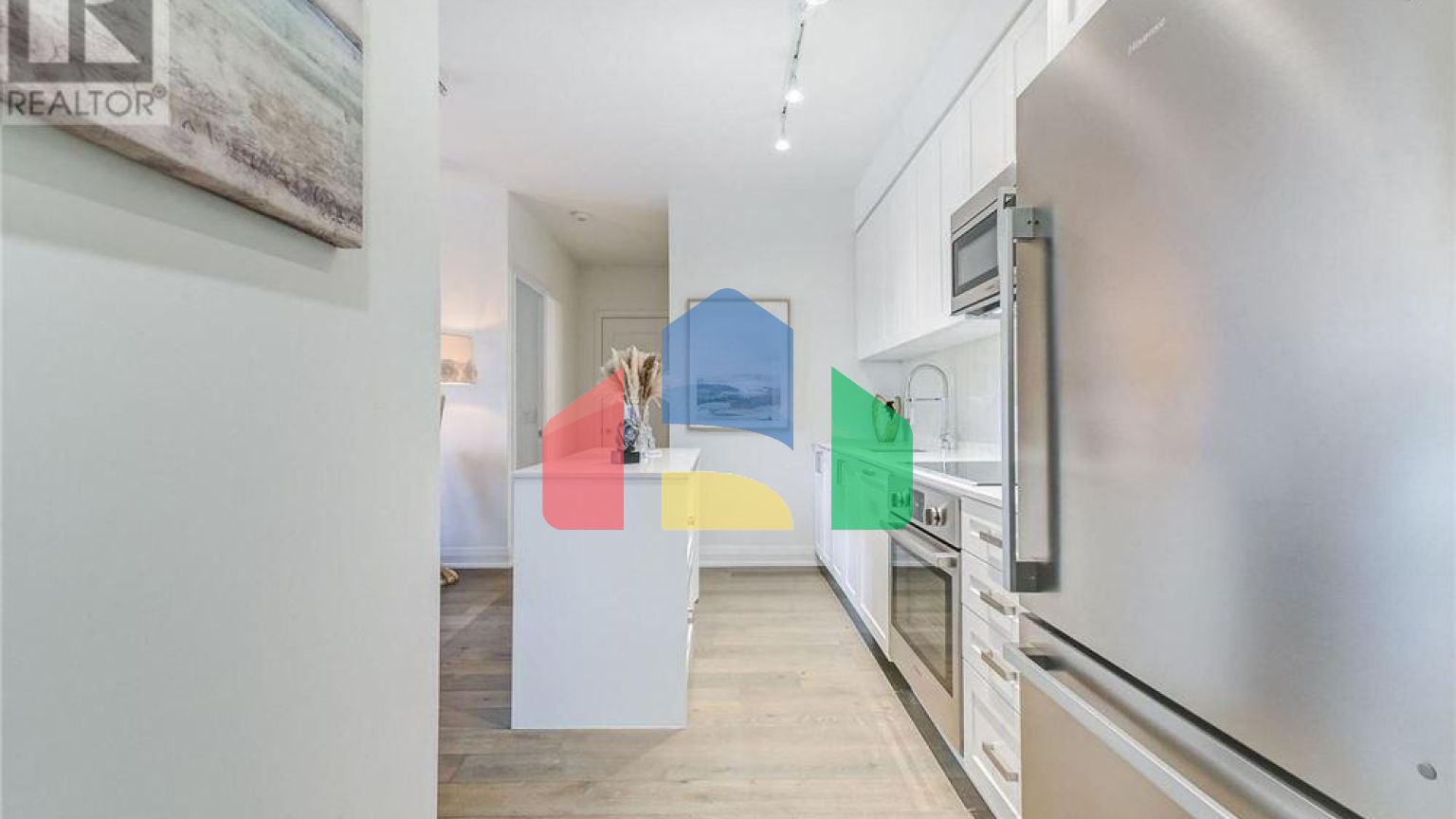 Residential - Condo/Apartment - Toronto, Canada - Canada