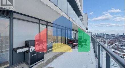 Residential - Single Family Home - Toronto, Canada - Canada