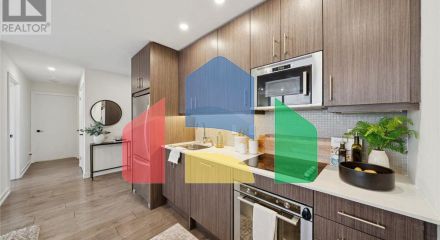 Residential - Single Family Home - Toronto, Canada - Canada