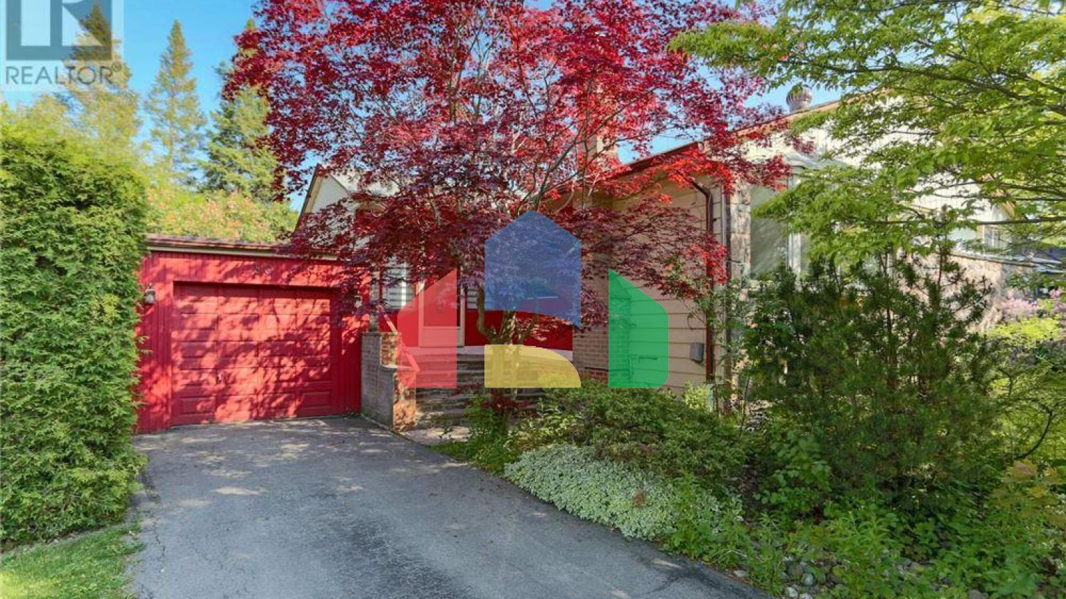 Residential - Single Family Home - Toronto, Canada - Canada