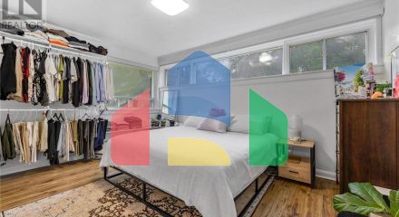 Residential - Single Family Home - Toronto, Canada - Canada