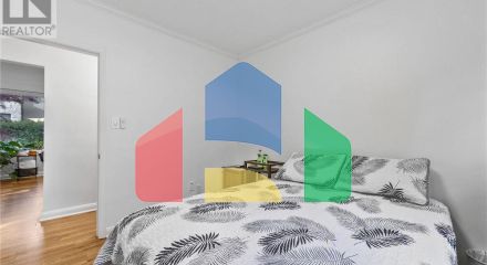 Residential - Single Family Home - Toronto, Canada - Canada