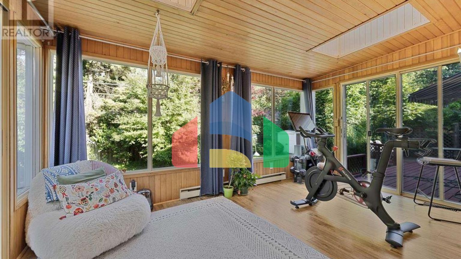 Residential - Single Family Home - Toronto, Canada - Canada