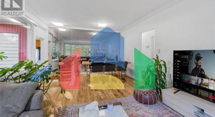 Residential - Single Family Home - Toronto, Canada - Canada