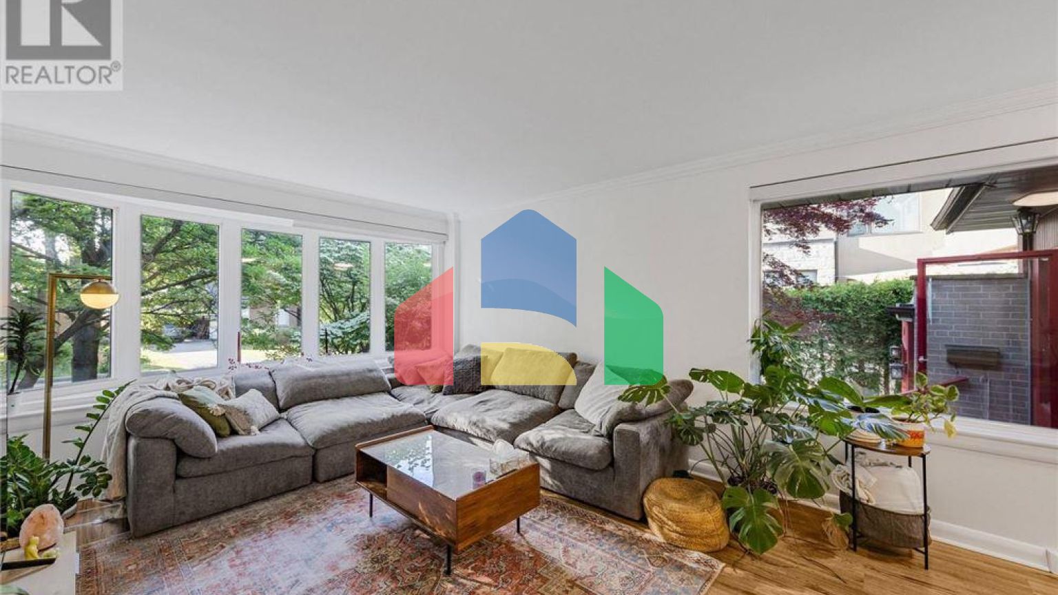 Residential - Single Family Home - Toronto, Canada - Canada