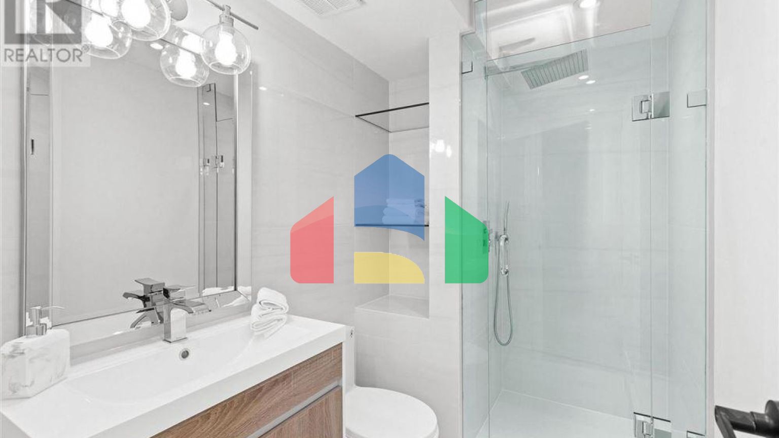 Residential - Single Family Home - Toronto, Canada - Canada