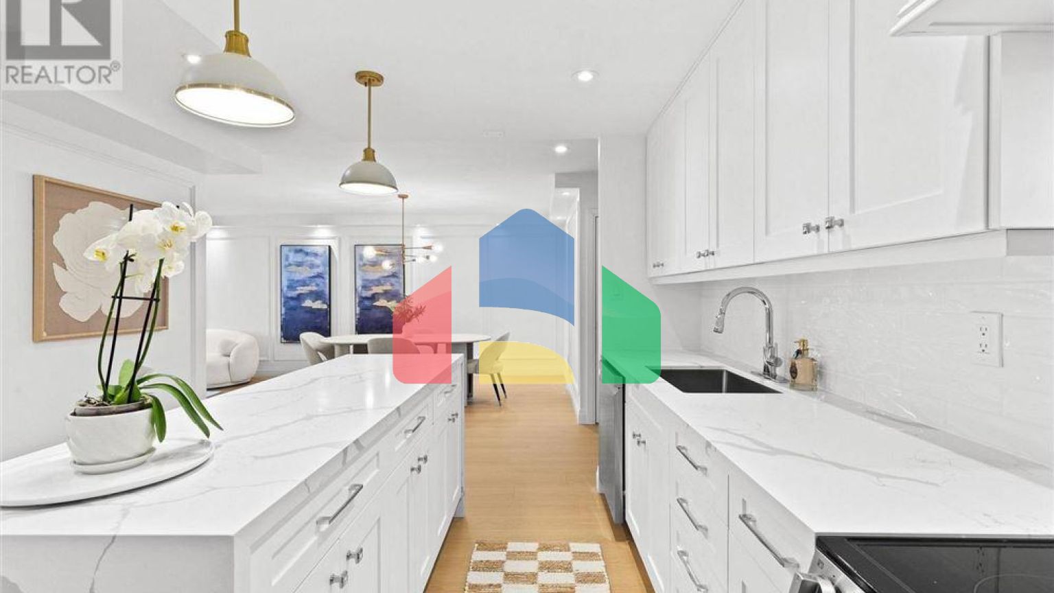 Residential - Single Family Home - Toronto, Canada - Canada