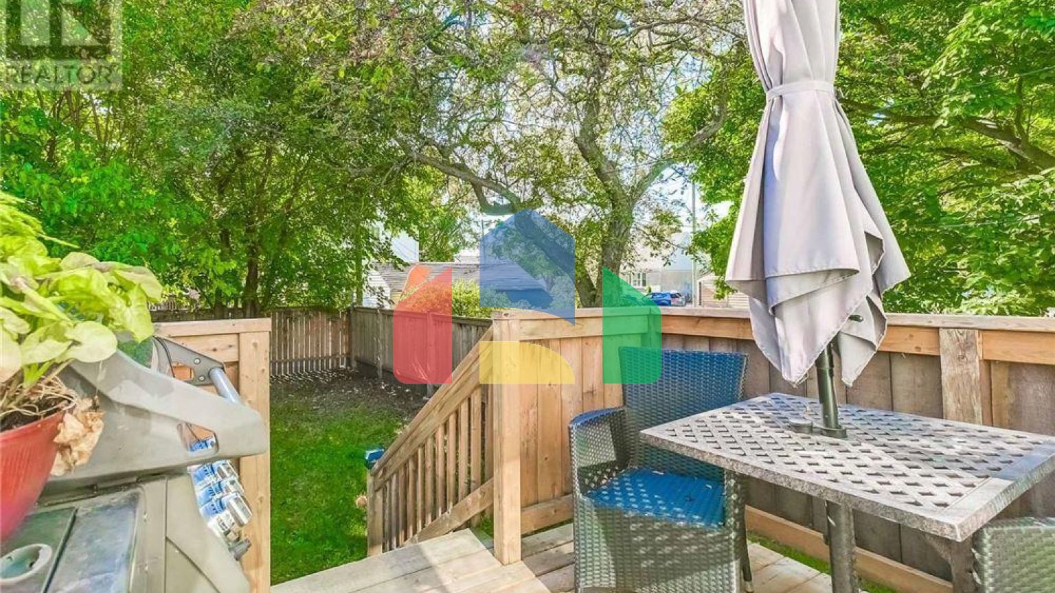 Residential - Single Family Home - Toronto, Canada - Canada