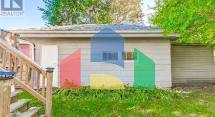 Residential - Single Family Home - Toronto, Canada - Canada