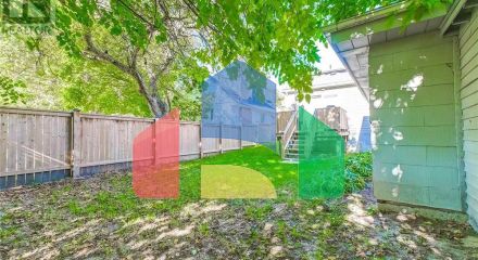 Residential - Single Family Home - Toronto, Canada - Canada